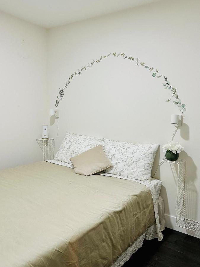 2Br 1.5Ba Full Kitchen Private Guest House - Free Parking - Central Location Ванкувер Екстер'єр фото