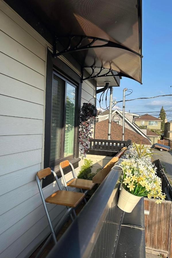 2Br 1.5Ba Full Kitchen Private Guest House - Free Parking - Central Location Ванкувер Екстер'єр фото